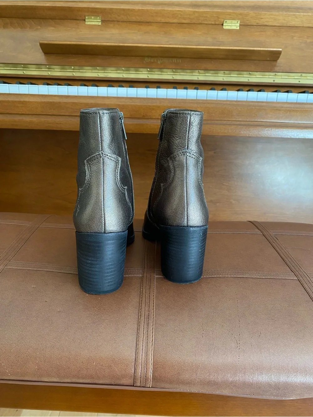 Frye Flynn Metallic Leather Ankle Booties